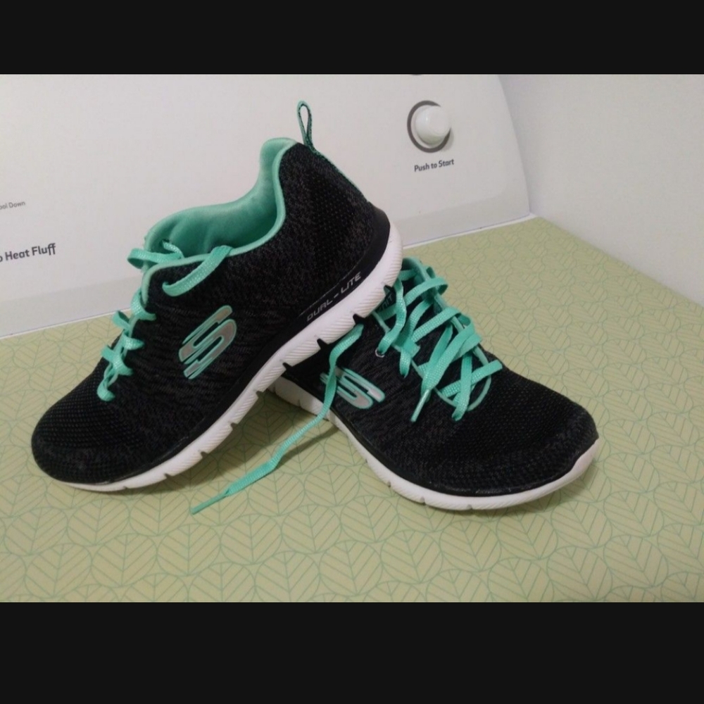 Scketchers  size 7.5